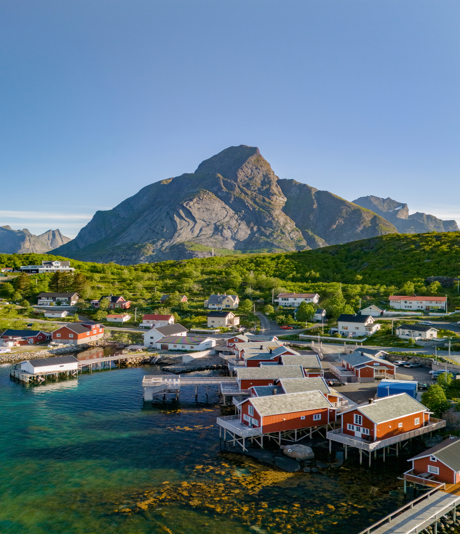 Ziua 4, 8 august: Ornes – Bodo – Stamsund - Svolvaer - Grup Nordic - Croaziera fiordurile Norvegiei si Capul Nord